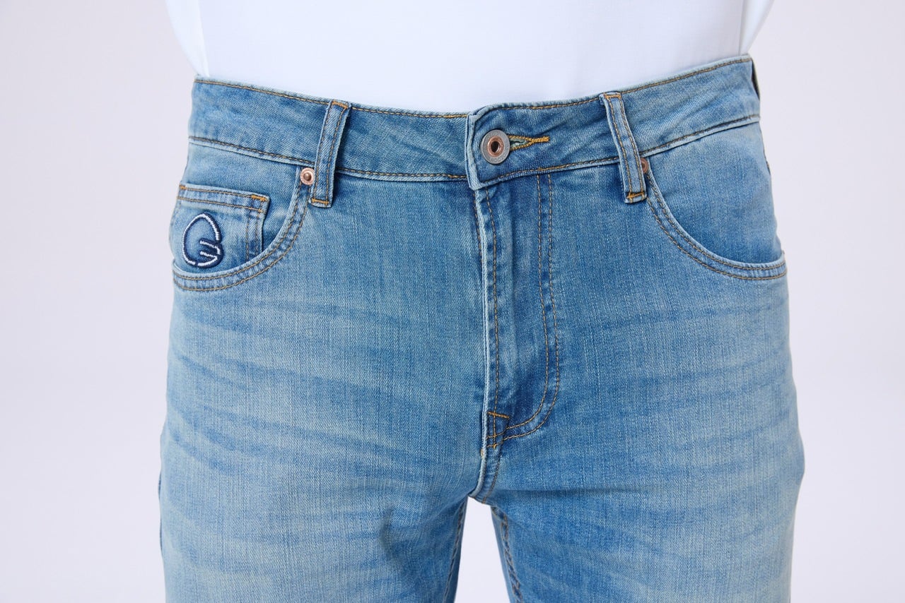 img 2