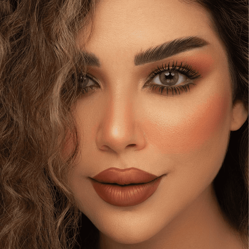 عدسات لاصقة مور-15