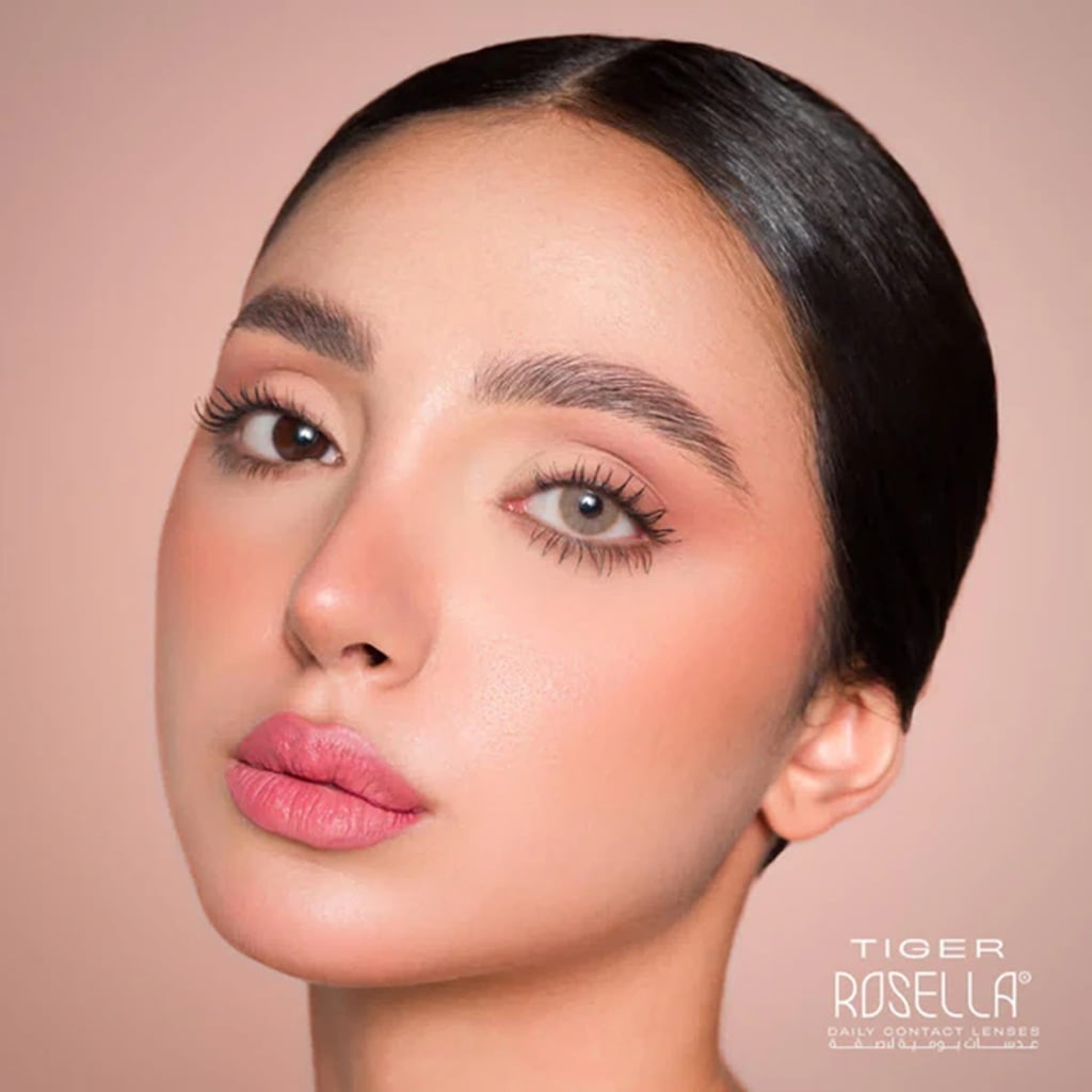 عدسات لاصقة يومية-1