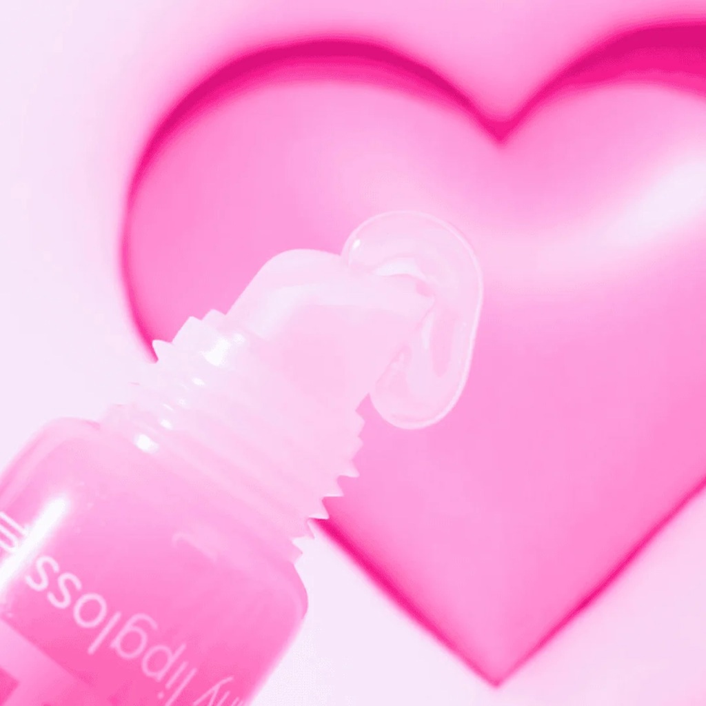 Kiss Bomb Shiny Lip Gloss & Lip Balm (01 Strawberry Sweetie)-2