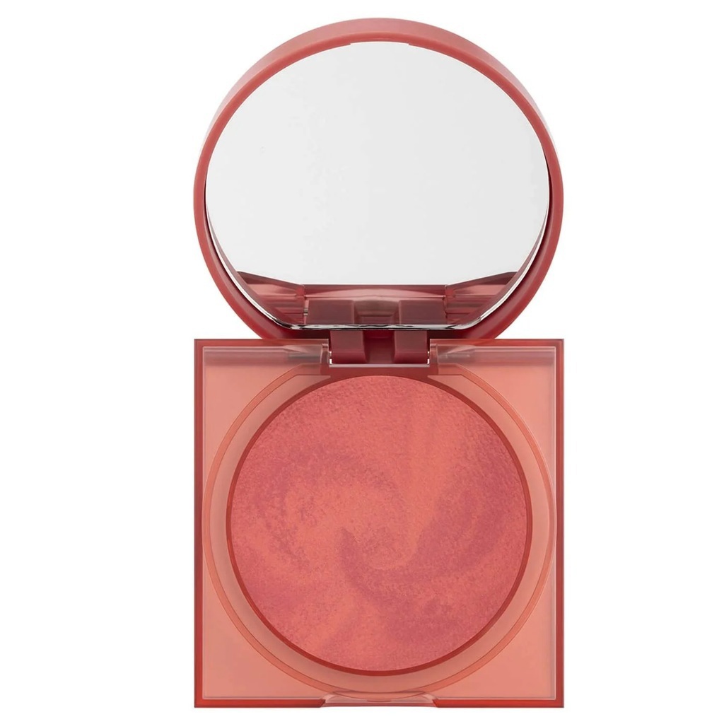 احمر خدود باودر جلويش