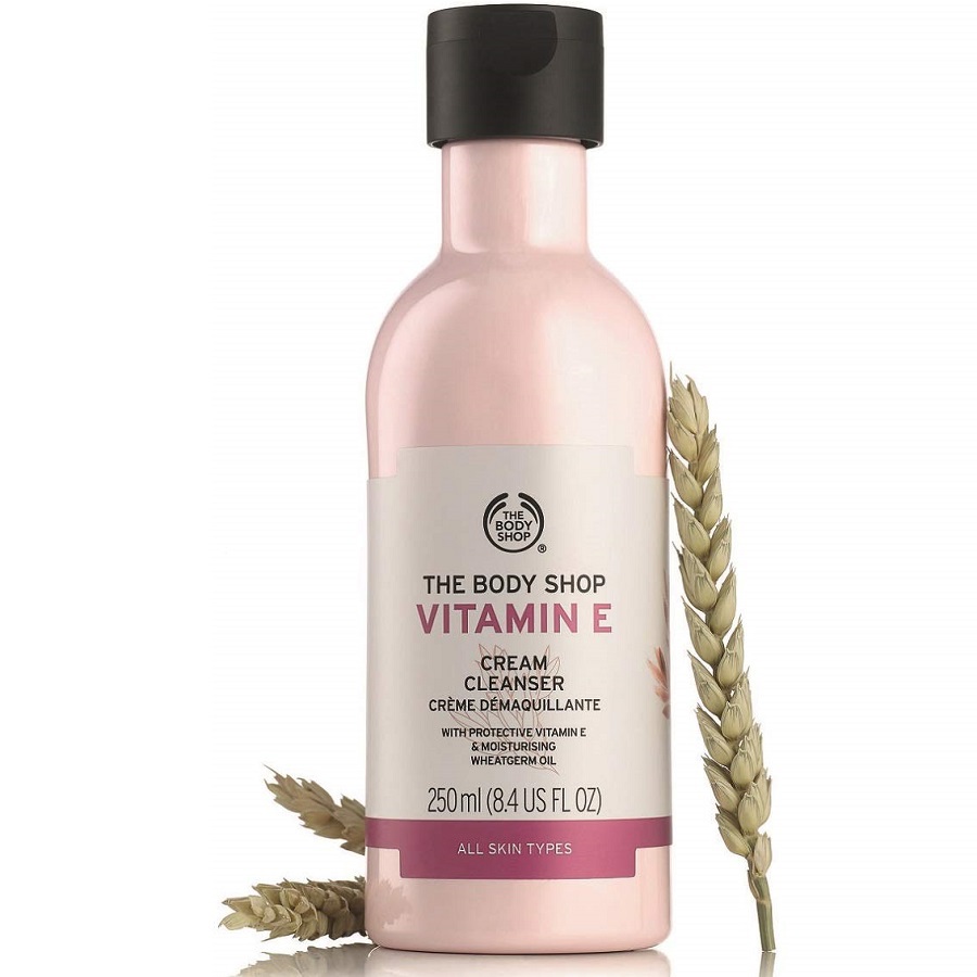 منظف كريمي للوجه بفيتامين هـ 250 مل