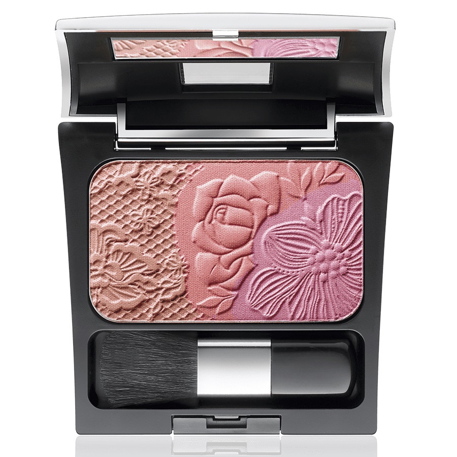 أحمر الخدود اللامع