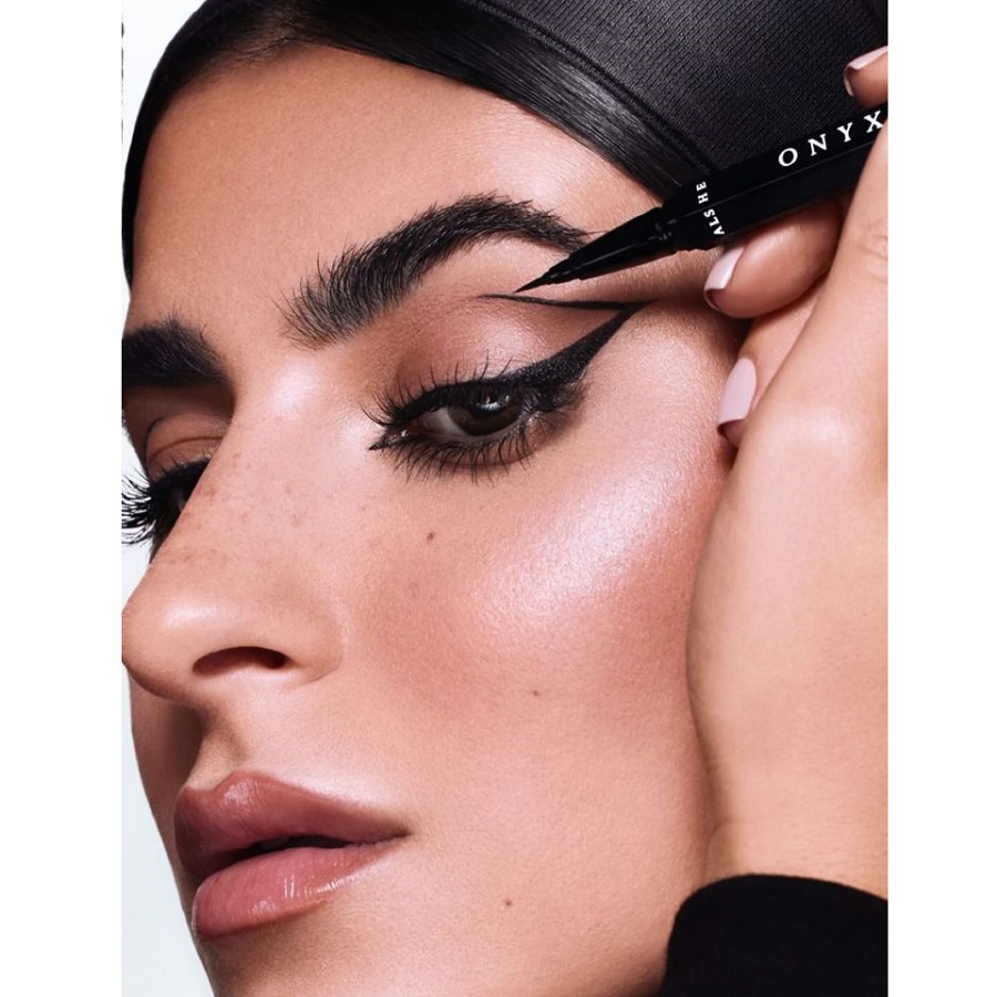 اونيكس لاينر سائل