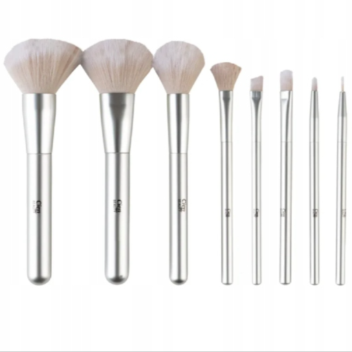 مجموعة فرش تجميل سيين بيضاء