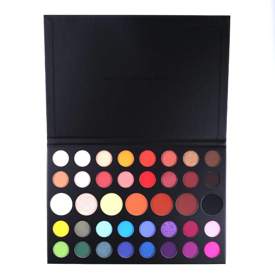 باليت ظلال العيون جيمس تشارلز