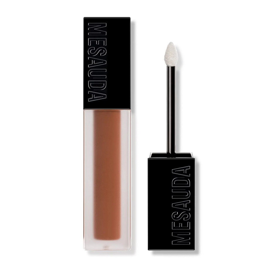 أحمر شفاه سائل غير لامع