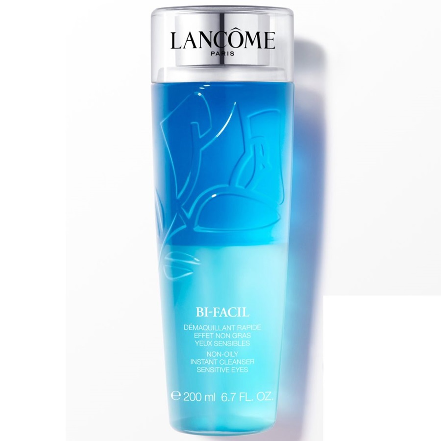 مزيل ماكياج العيون