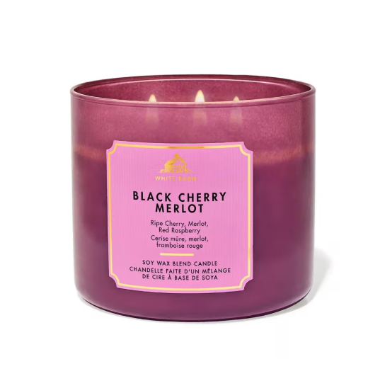 شمعة باث آند بودي وركس السوداء برائحة الكرز والميرلو 411 غرام