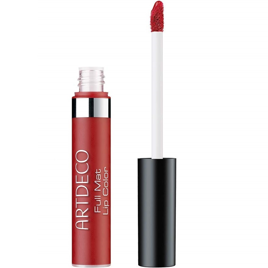 أحمر شفاه غير لامع يدوم طويلاً