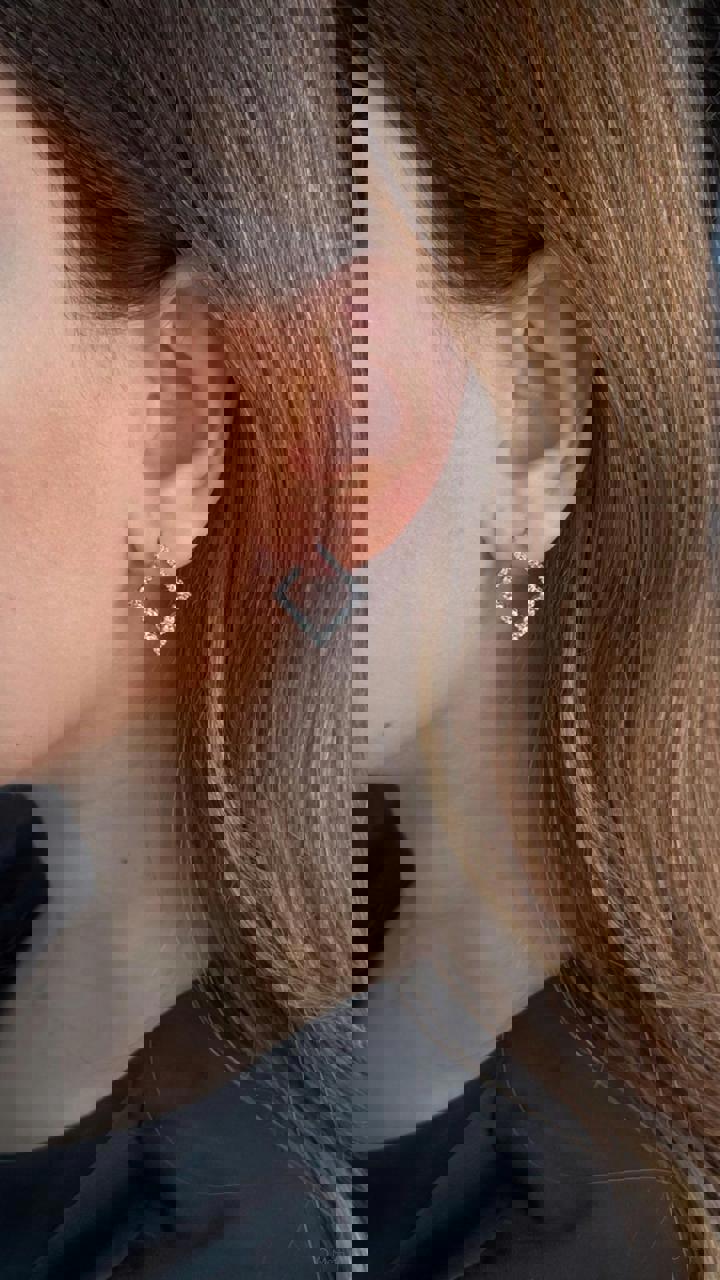 حلق اذن كلاسك