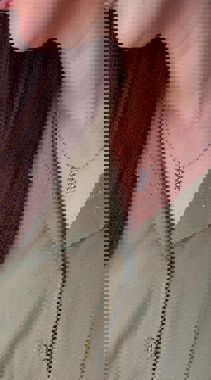 قلادة كلاسك 