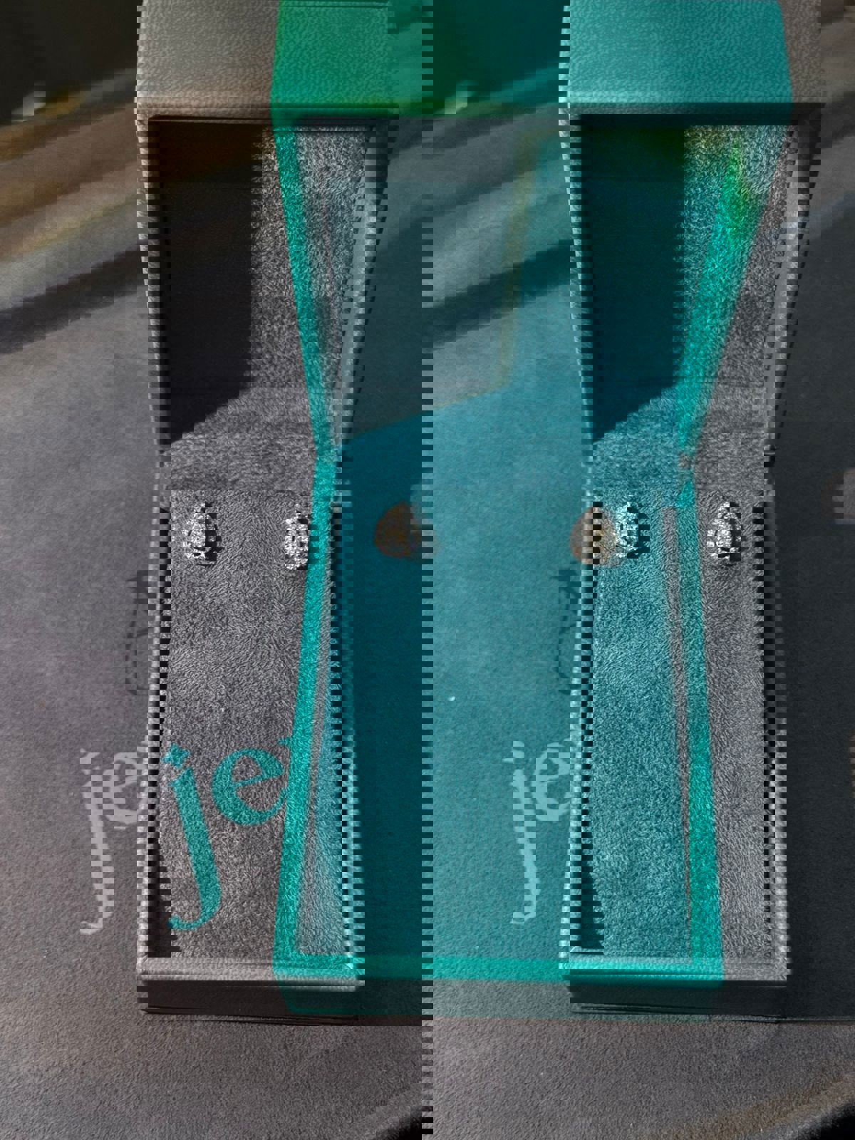 حلق اذن كلاسك 