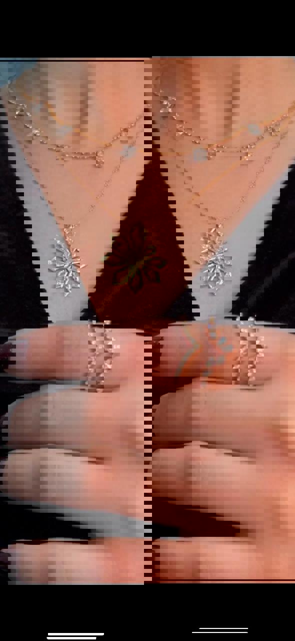 قلادة كولكشن 