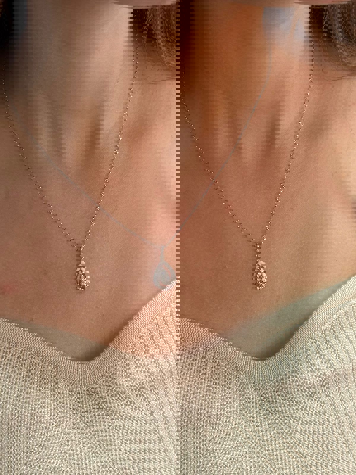 قلادة كلاسك 