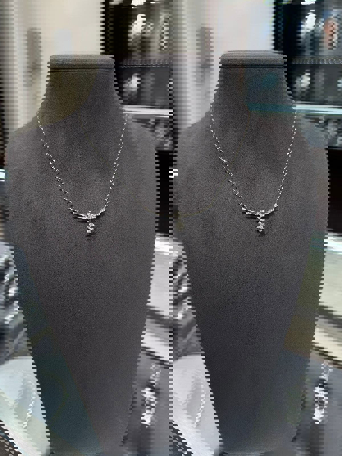 قلادة كلاسك 