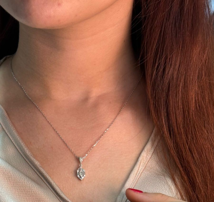 قلادة كلاسك 