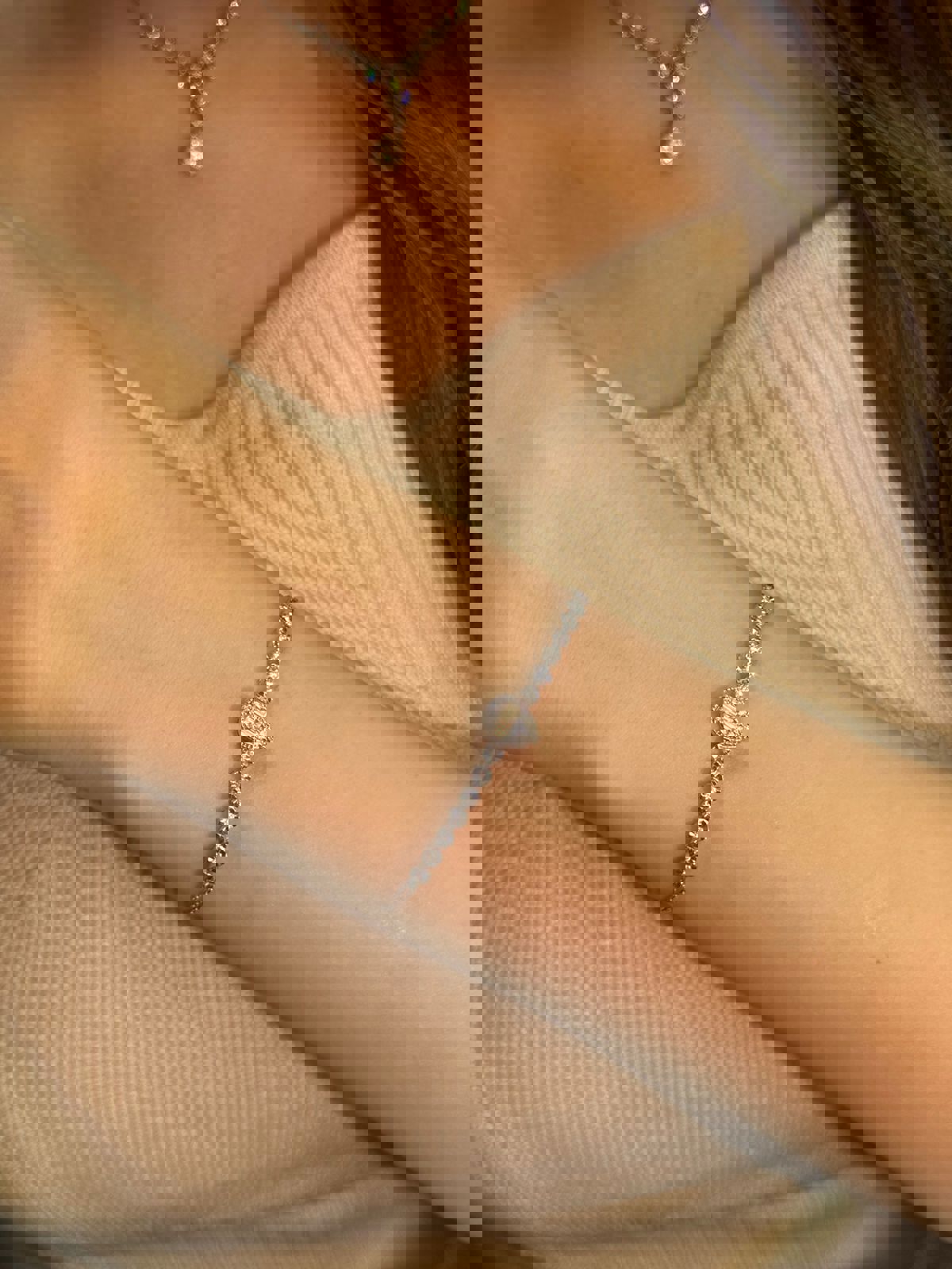 سوار نسائي كلاسك