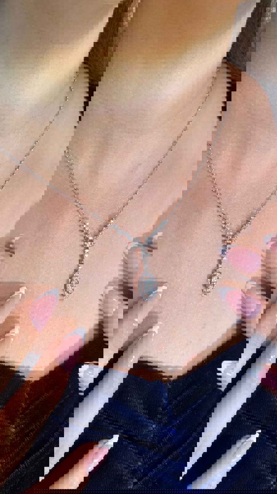 قلادة باكيت 